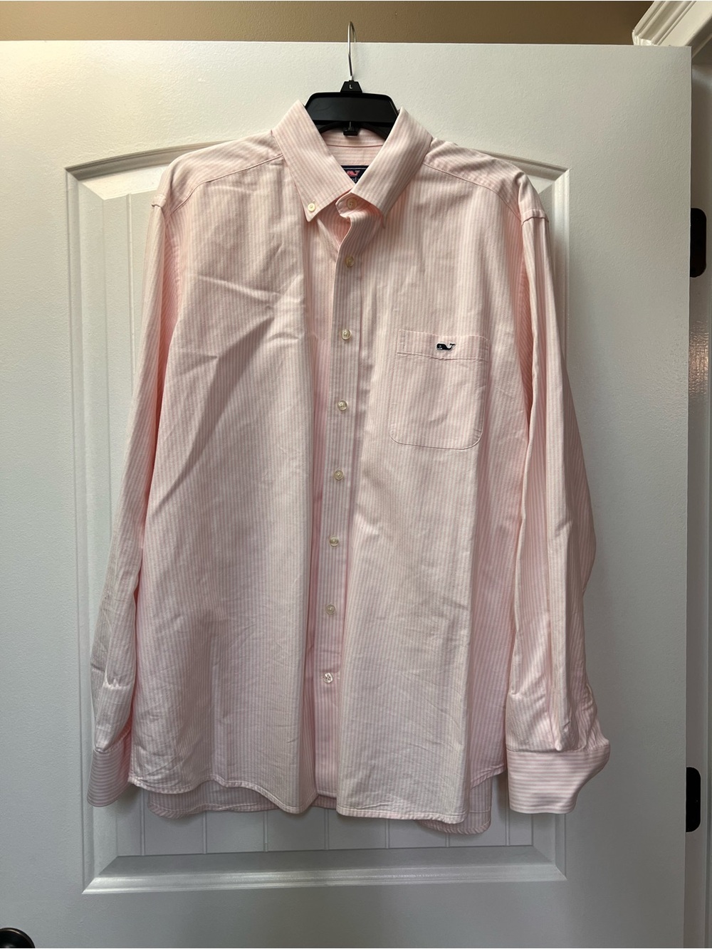 Vineyard Vines Men's Light Pink Striped Button-Down Shirt